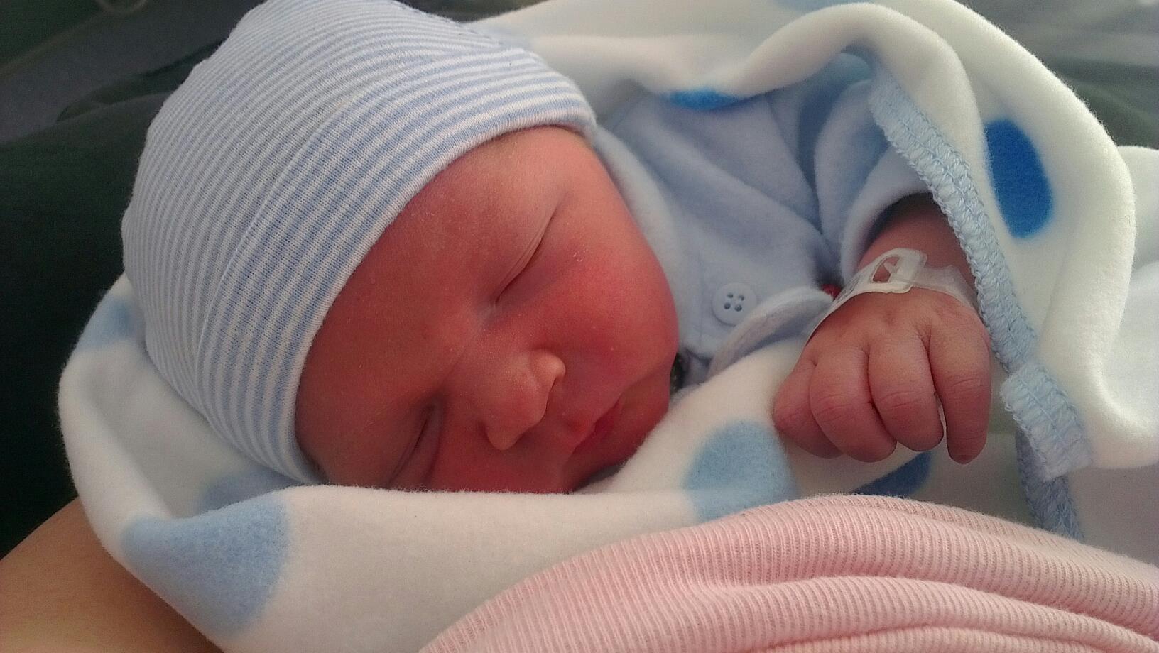 Name:  TTC5babyboy1.jpg
Views: 691
Size:  165.9 KB